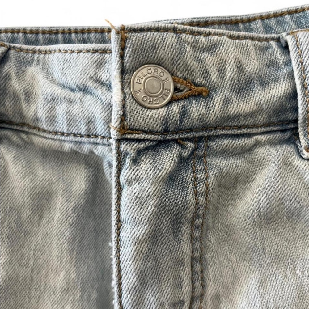 Pilcro and the Letterpress Anthropologie Distressed High-Waisted LightWash Short - Picture 4 of 7